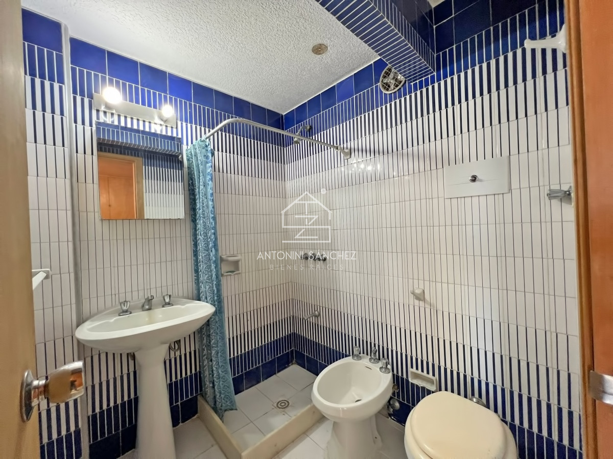 Apartamento ID.1549 - Apartamento en venta en Punta del Este, Tres dormitorios + servicio