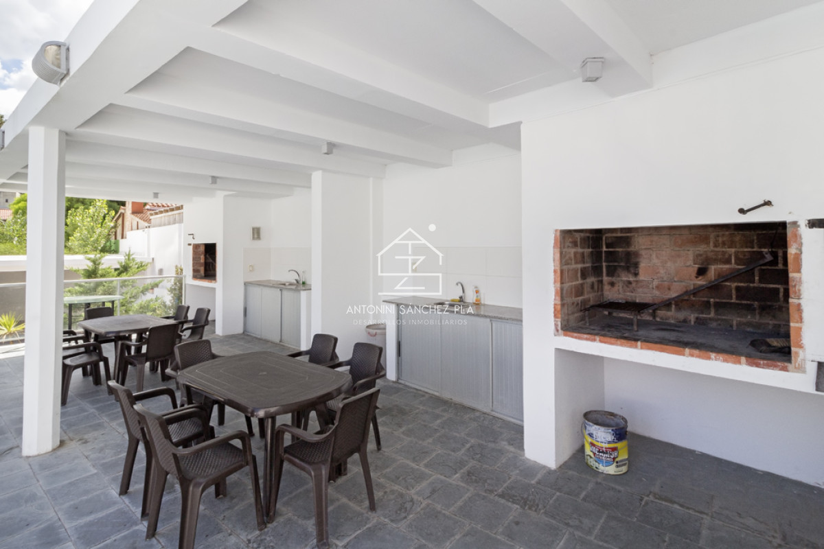 Apartamento ID.4650 - Departamento en venta de 2 dormitorios y 2 baños Punta del Este