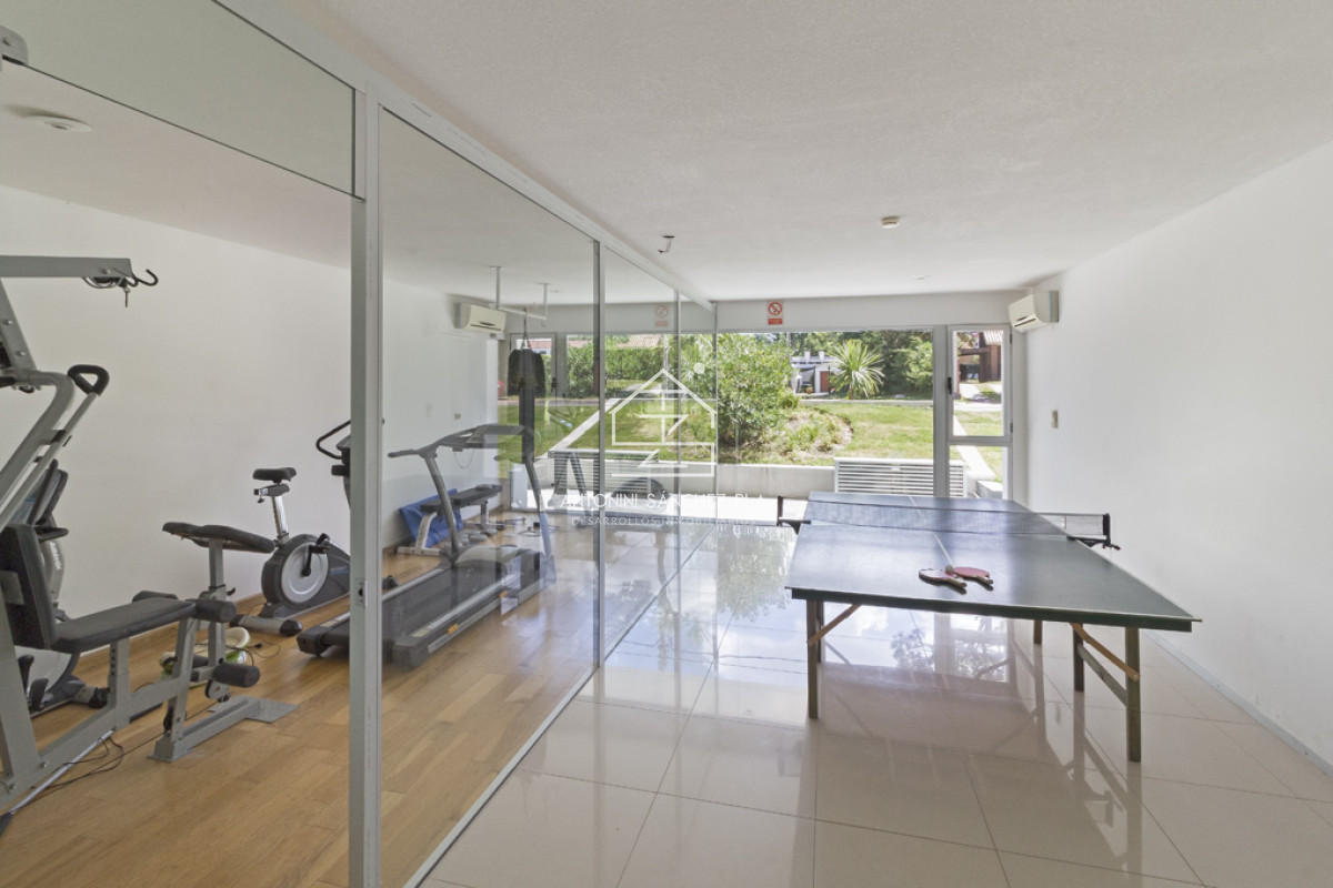 Apartamento ID.4650 - Departamento en venta de 2 dormitorios y 2 baños Punta del Este