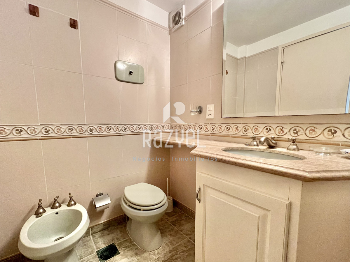 Apartamento ID.882 - Dpto. en venta en primera linea de playa mansa