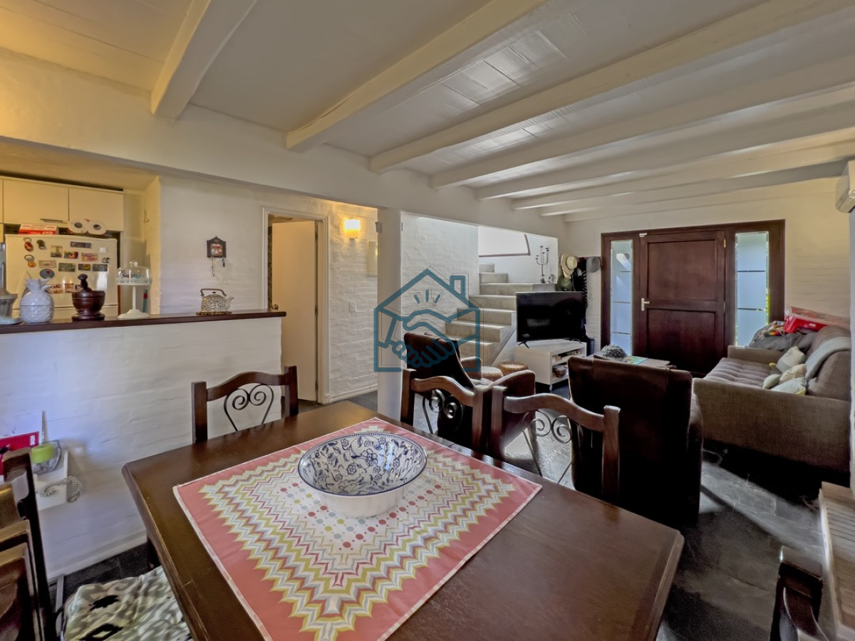 Casa ID.1250/Casa-en-venta-en-Barrio-privado - Casa en venta en Barrio privado