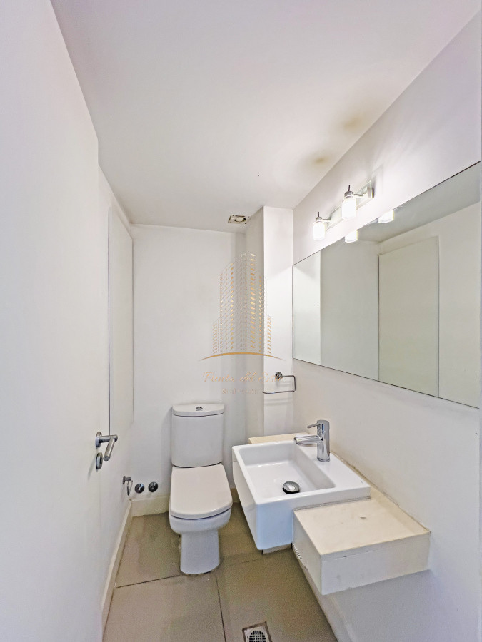 Apartamento ID.773 - Apartamento en venta de 1 dormitorio y medio en Punta del Este