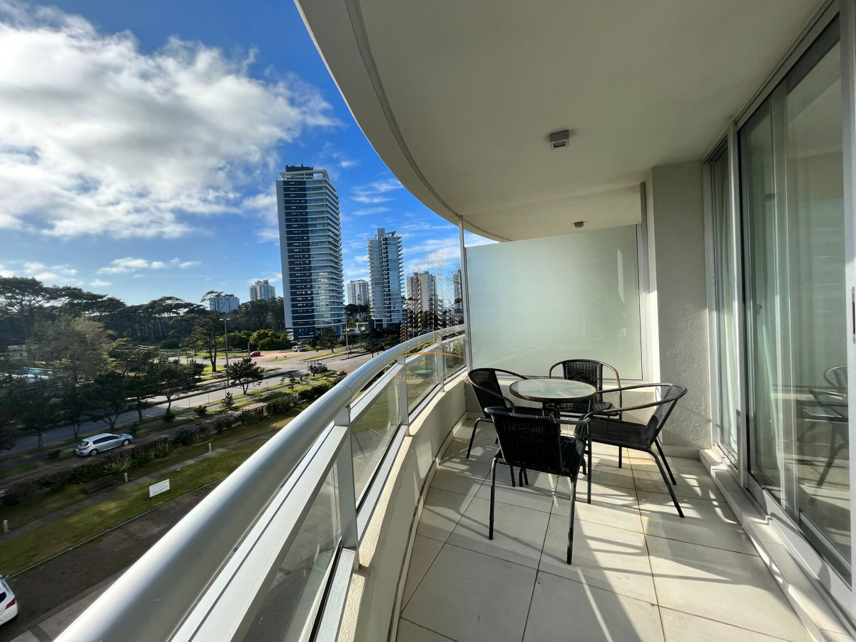 Apartamento ID.456 - Apartamento en venta o alquiler anual en Punta del Este
