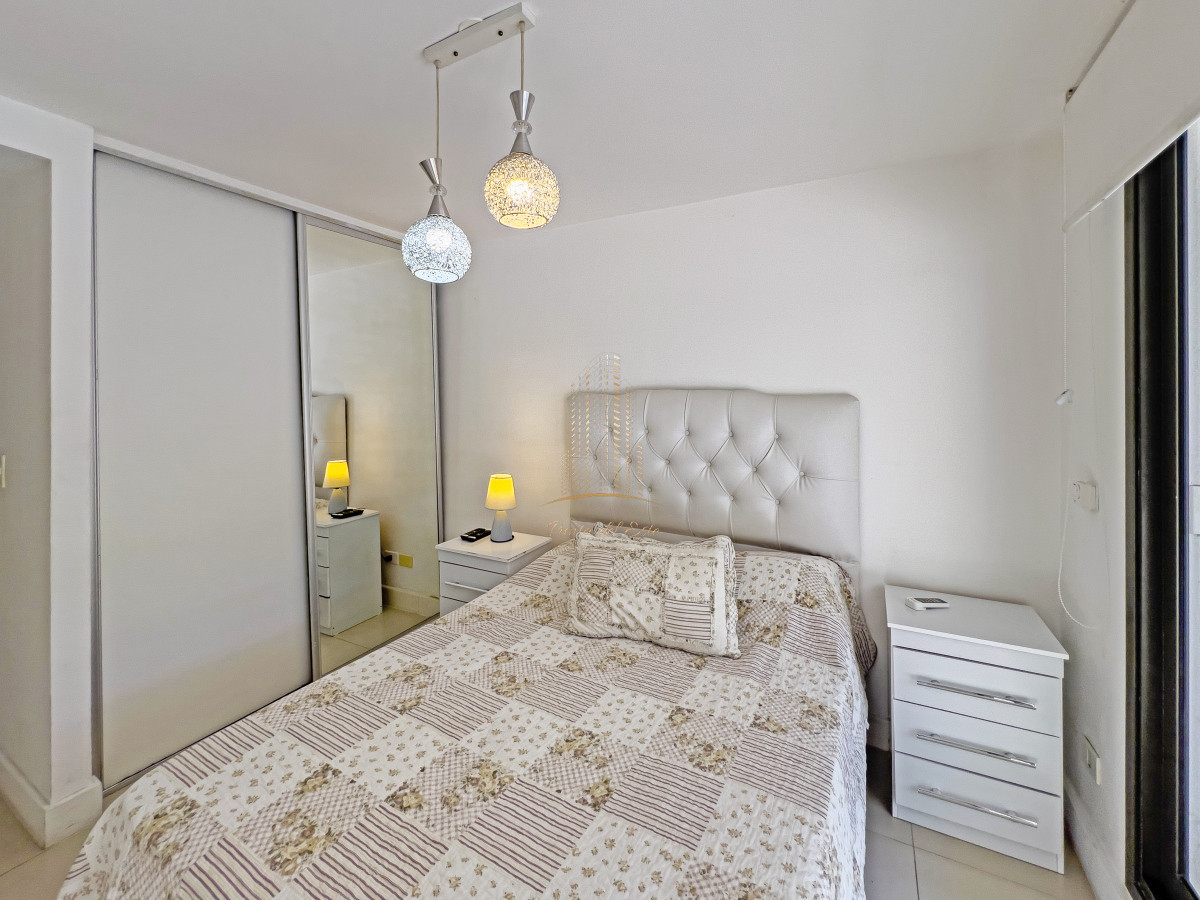 Apartamento ID.773 - Apartamento en venta de 1 dormitorio y medio en Punta del Este