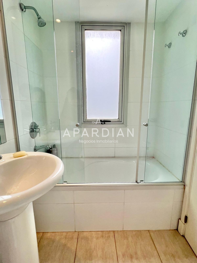 Apartamento ID.21097812 - Sol y Luna Venta apartamento 3 dormitorios y dependencia 