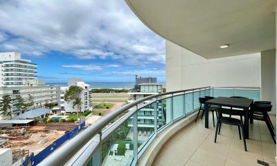 Sol y Luna Venta apartamento 3 dormitorios y dependencia