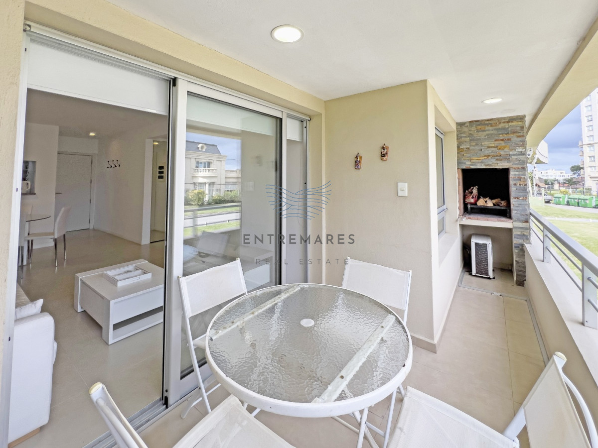Apartamento ID.230 - VENTA APARTAMENTO 1 DORMITORIO PLAYA MANSA PUNTA DEL ESTE