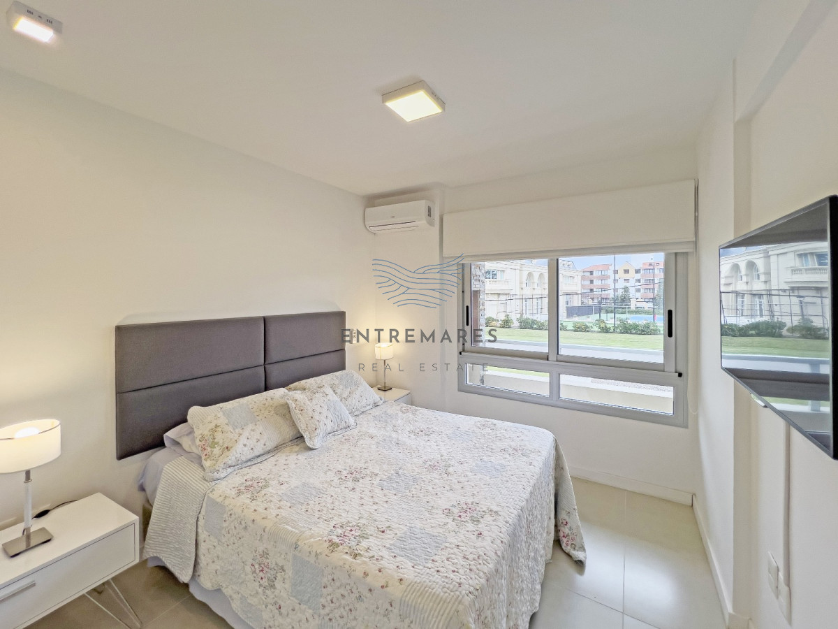 Apartamento ID.230 - VENTA APARTAMENTO 1 DORMITORIO PLAYA MANSA PUNTA DEL ESTE