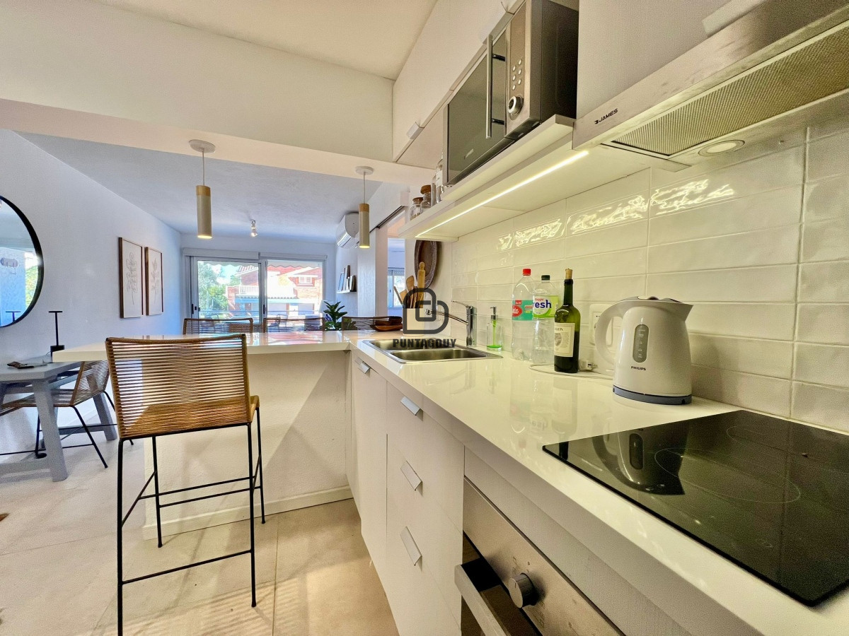 Apartamento ID.7593 - Alquiler invernal de 2 dormitorios reciclado en Peninsula 