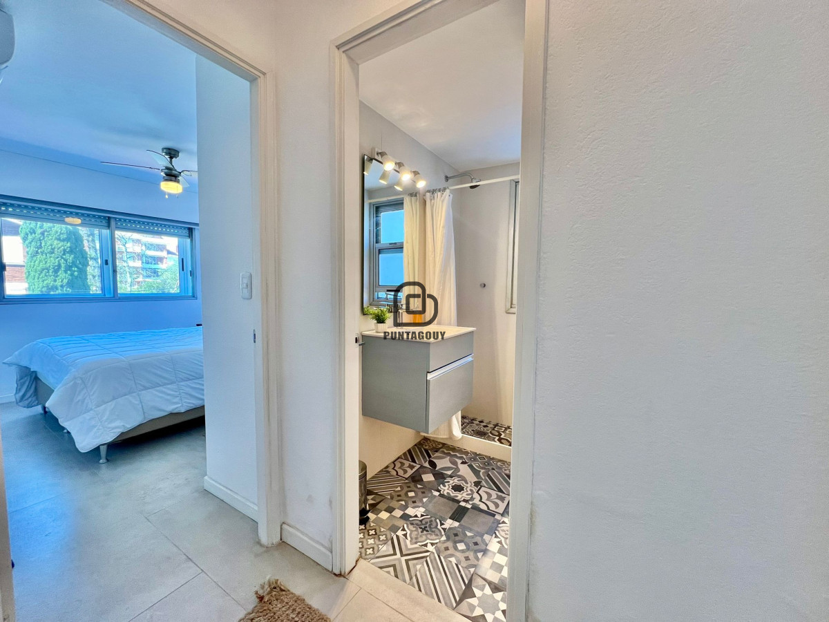 Apartamento ID.7593 - Alquiler invernal de 2 dormitorios reciclado en Peninsula 