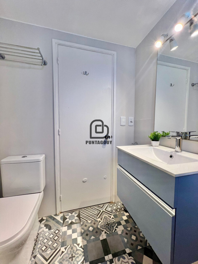 Apartamento ID.7593 - Alquiler invernal de 2 dormitorios reciclado en Peninsula 