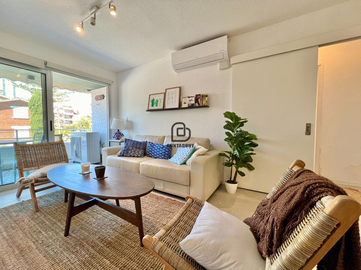 Apartamento ID.7593 - Alquiler invernal de 2 dormitorios reciclado en Peninsula 