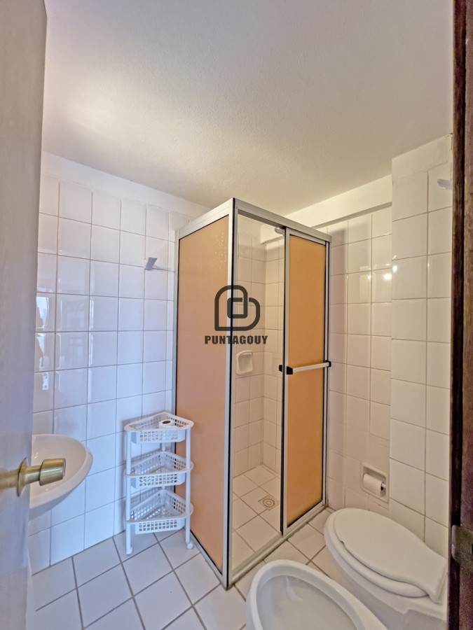 Apartamento ID.1440 - Venta y alquiler de verano, 2 dormitorios , 2 baños