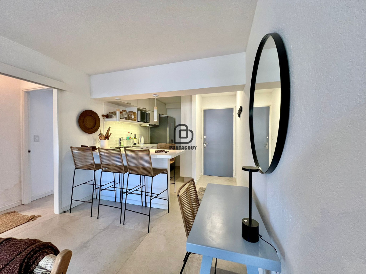 Apartamento ID.7593 - Alquiler invernal de 2 dormitorios reciclado en Peninsula 