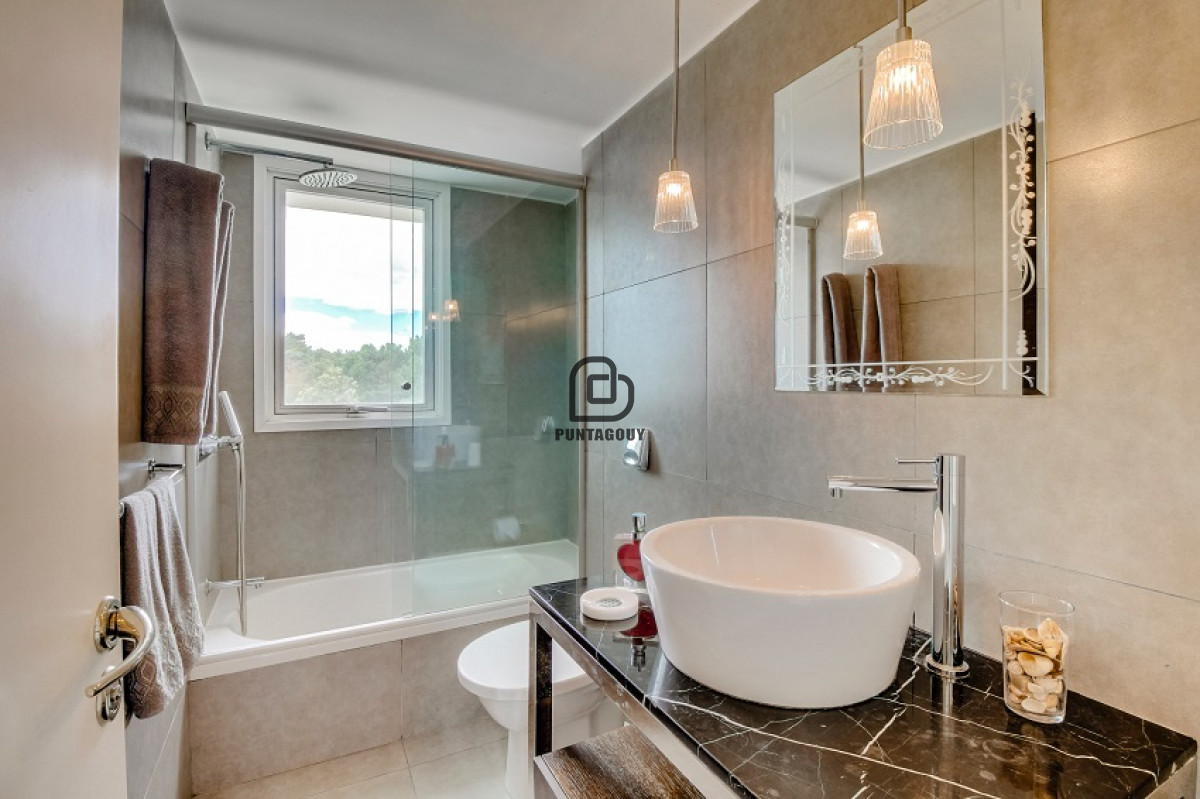 Apartamento ID.1377 -  VENTA Y ALQUILER 2 dormitorios, 2 baños