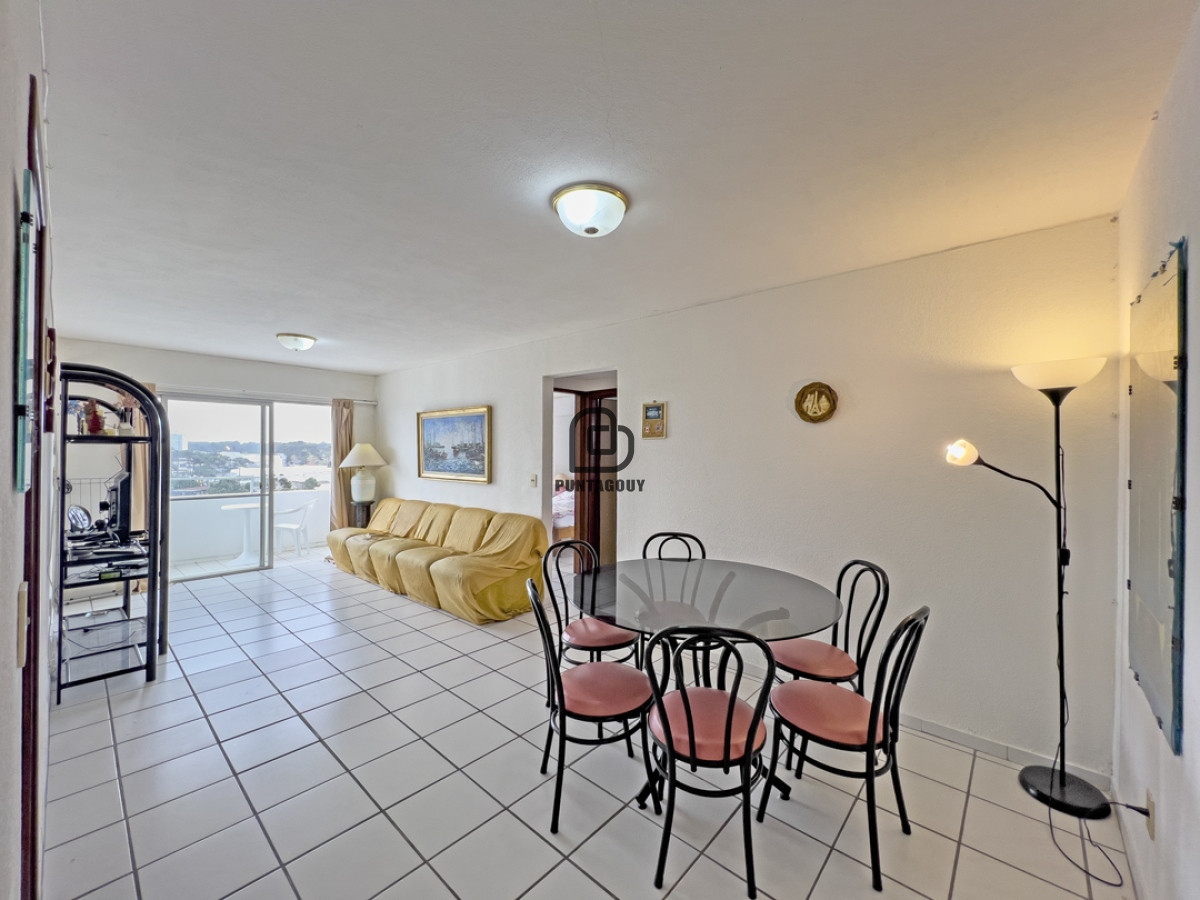 Apartamento ID.1440 - Venta y alquiler de verano, 2 dormitorios , 2 baños