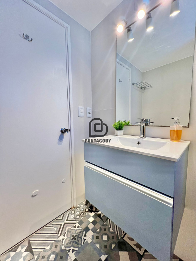 Apartamento ID.7593 - Alquiler invernal de 2 dormitorios reciclado en Peninsula 