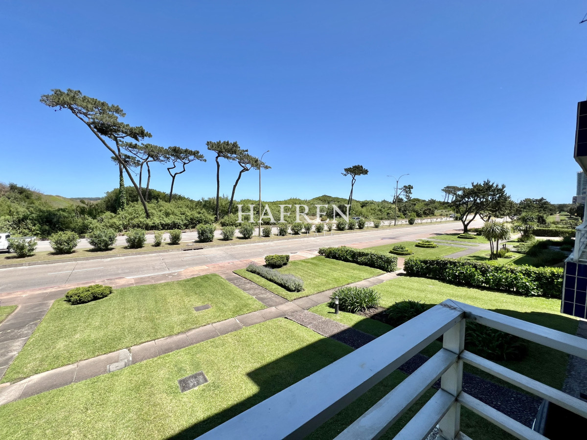 Apartamento ID.24 - Dpto. en venta en primera linea de playa mansa