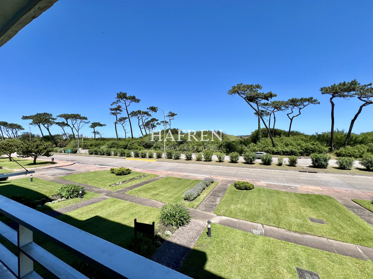 Apartamento ID.24 - Dpto. en venta en primera linea de playa mansa