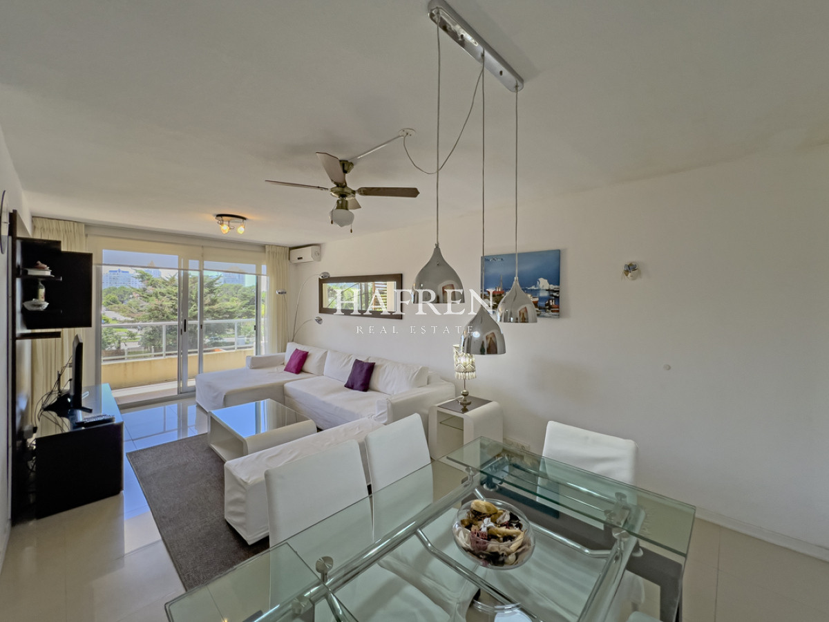 Apartamento ID.96 - VENTA APARTAMENTO 2 DORMITORIOS PLAYA MANSA PUNTA DEL ESTE