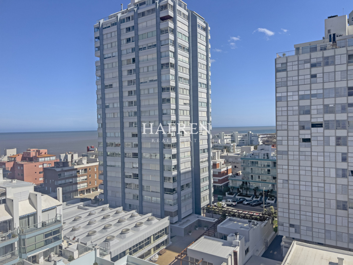 Apartamento ID.192 - Apartamento en venta de dos dormitorios en Peninsula 