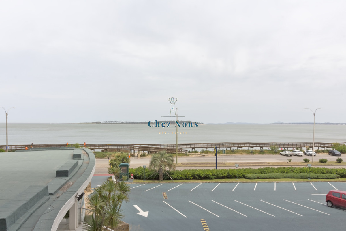 Apartamento ID.676 - Apartamento en venta y alquiler en Mansa Punta del Este, 1 dormitorios, 1 baños