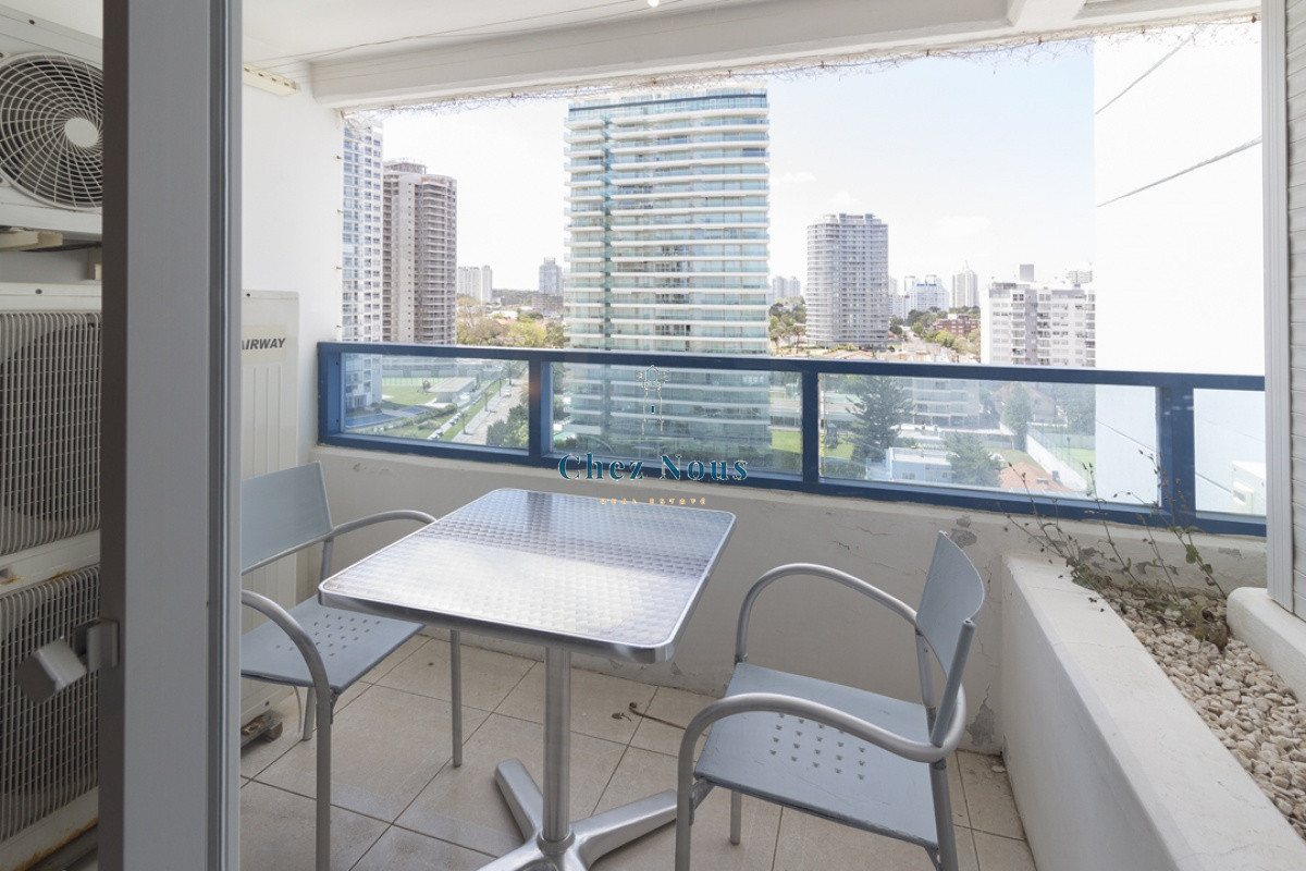 Apartamento ID.282 -  En Venta primera linea mansa
