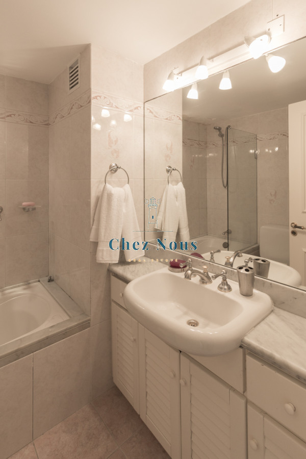 Apartamento ID.282 -  En Venta primera linea mansa