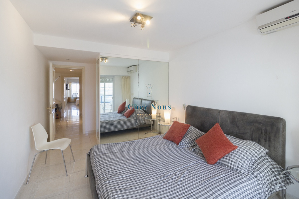 Apartamento ID.282 -  En Venta primera linea mansa