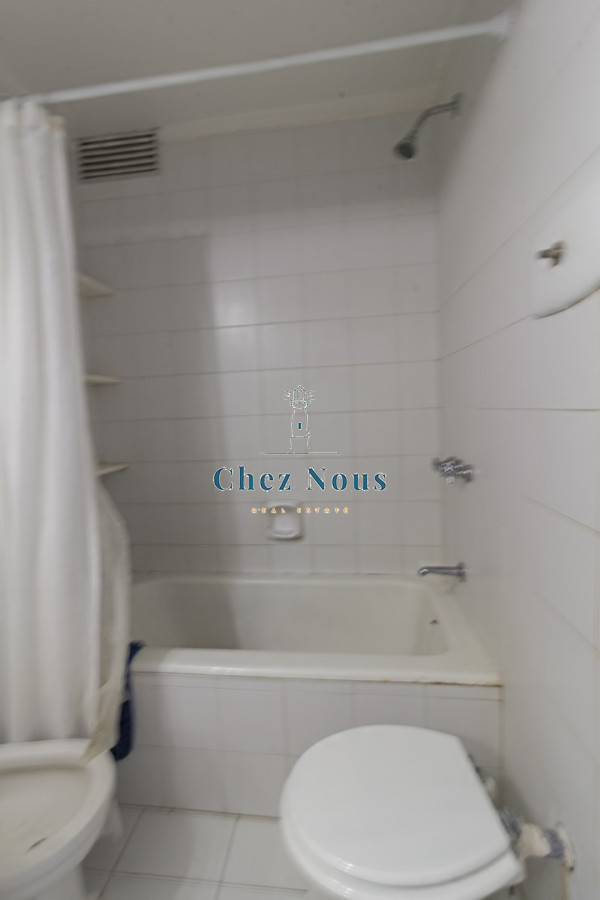 Apartamento ID.676 - Apartamento en venta y alquiler en Mansa Punta del Este, 1 dormitorios, 1 baños