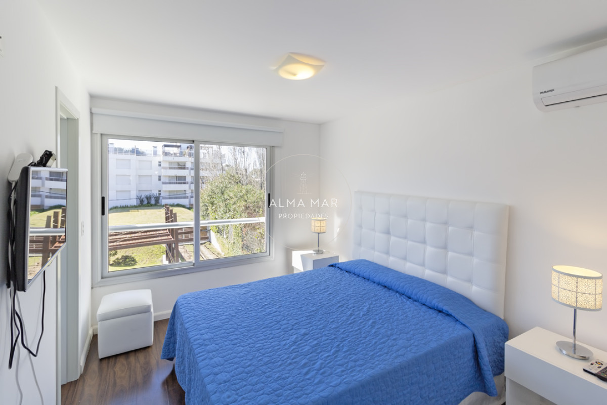 Apartamento ID.284 - Rincon del Indio - Dpto 2 dorm. terraza con parrillero, piscina