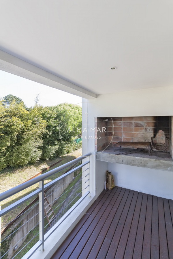 Apartamento ID.284 - Rincon del Indio - Dpto 2 dorm. terraza con parrillero, piscina