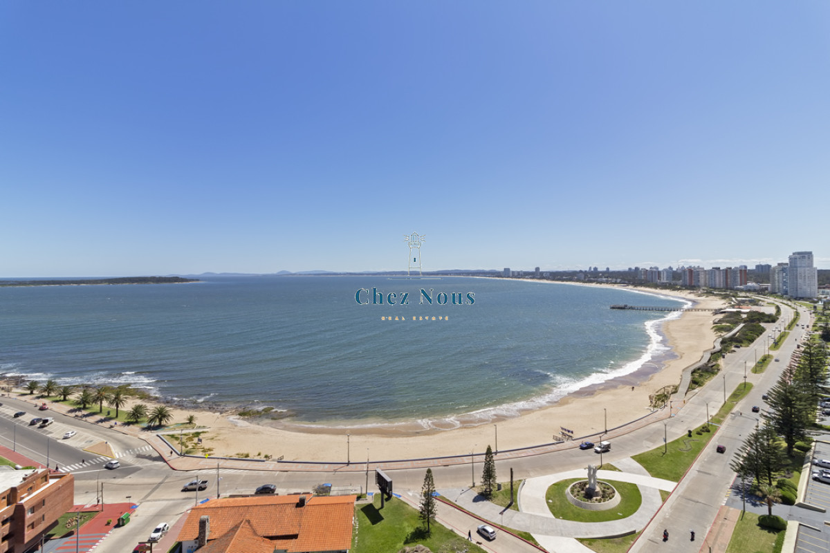 Apartamento ID.611 - Piso alto, Impecable ! - Hermosa vista al mar, excelente ubicación