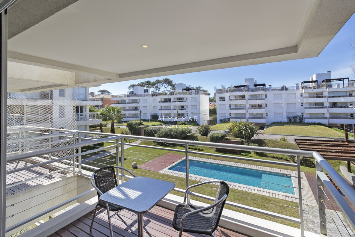 Apartamento ID.284 - Rincon del Indio - Dpto 2 dorm. terraza con parrillero, piscina