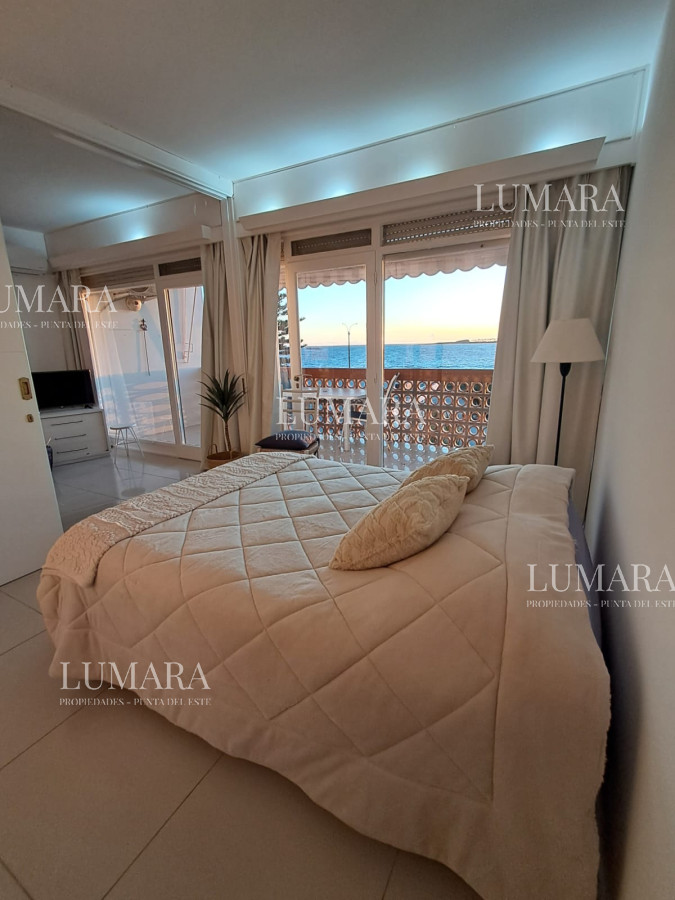 Apartamento ID.676 - Apartamento en venta y alquiler en Mansa Punta del Este, 1 dormitorios, 1 baños