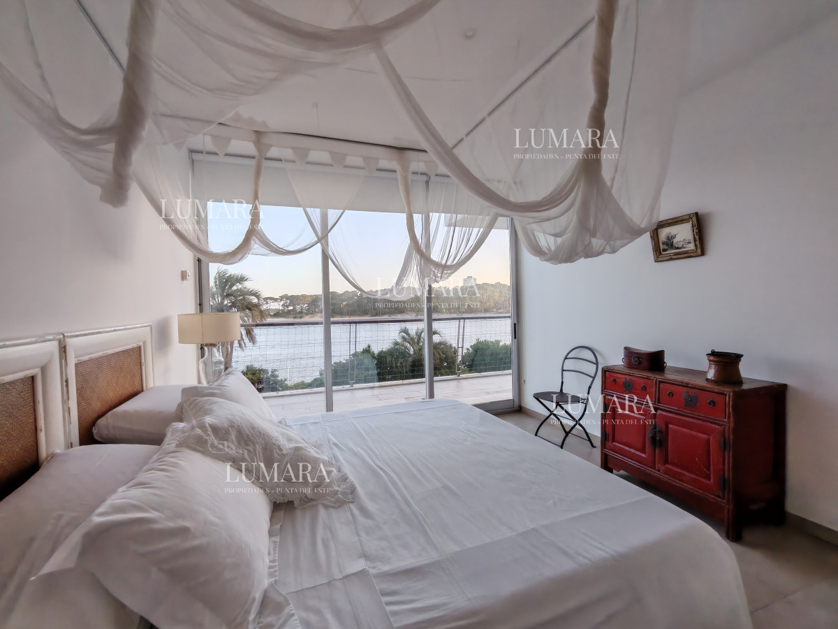 Apartamento ID.1634 - Venta Apartamento Semi-piso Edificio Delamar Punta del Este 