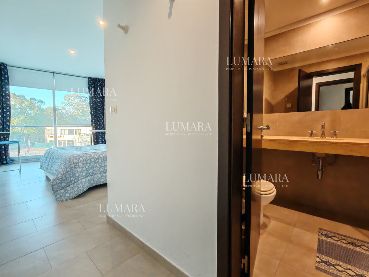 Apartamento ID.1634 - Venta Apartamento Semi-piso Edificio Delamar Punta del Este 