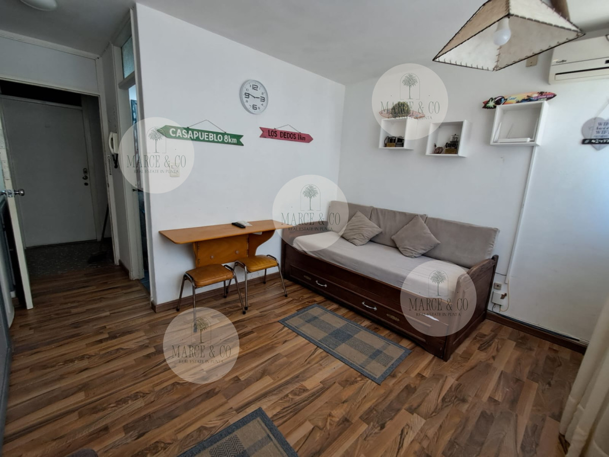 Apartamento ID.2525 - Monoambiente en calle Gorlero