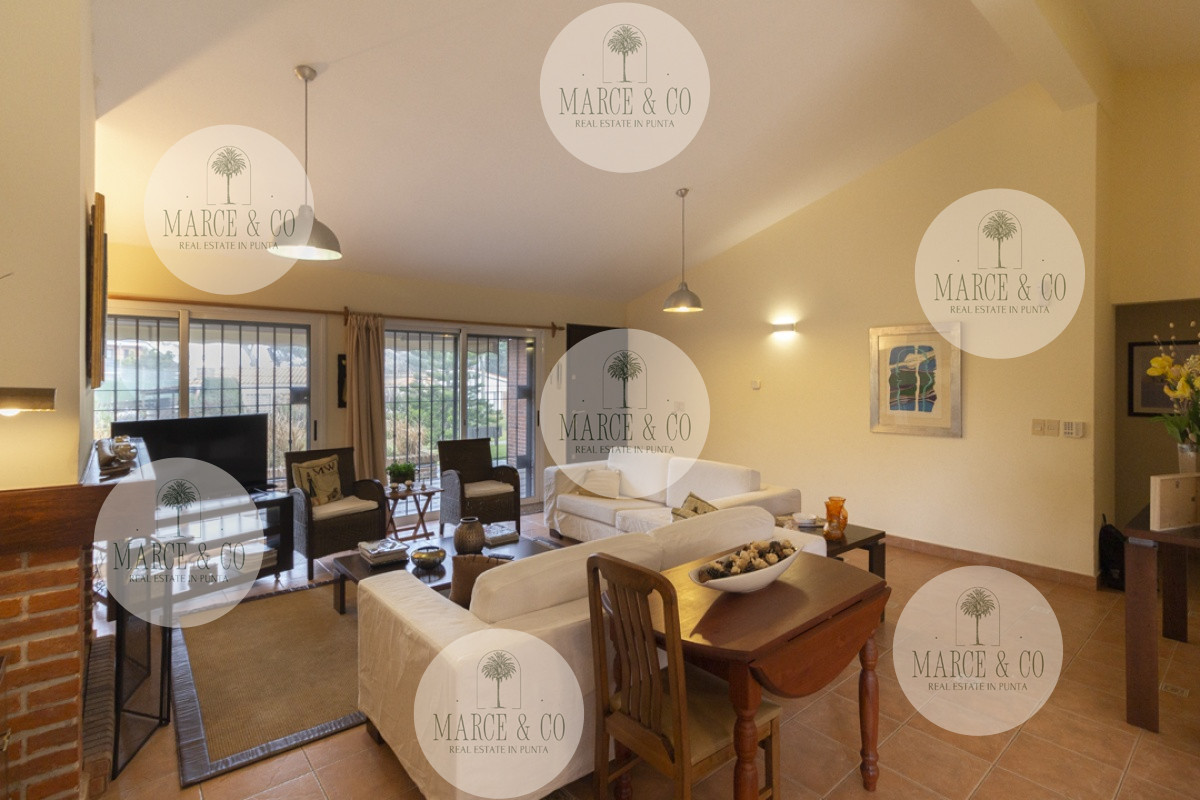 Casa ID.2270 - Casa 4 dormitorios en Venta, Alquiler anual y de verano