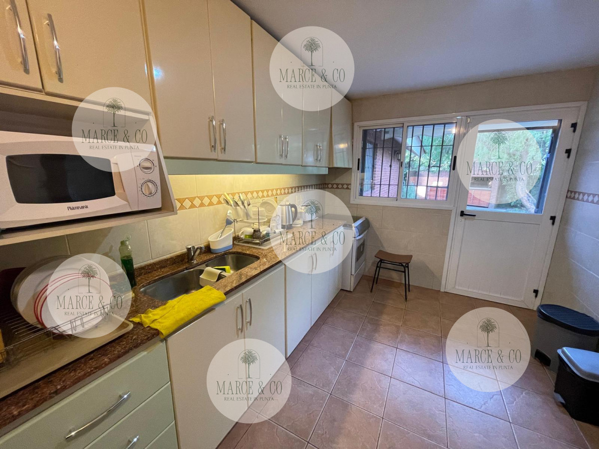 Casa ID.2270 - Casa 4 dormitorios en Venta, Alquiler anual y de verano
