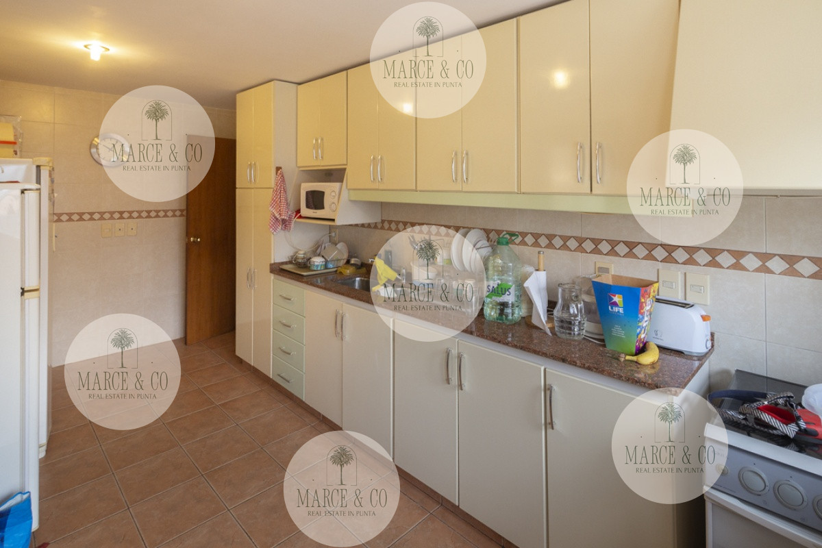 Casa ID.2270 - Casa 4 dormitorios en Venta, Alquiler anual y de verano