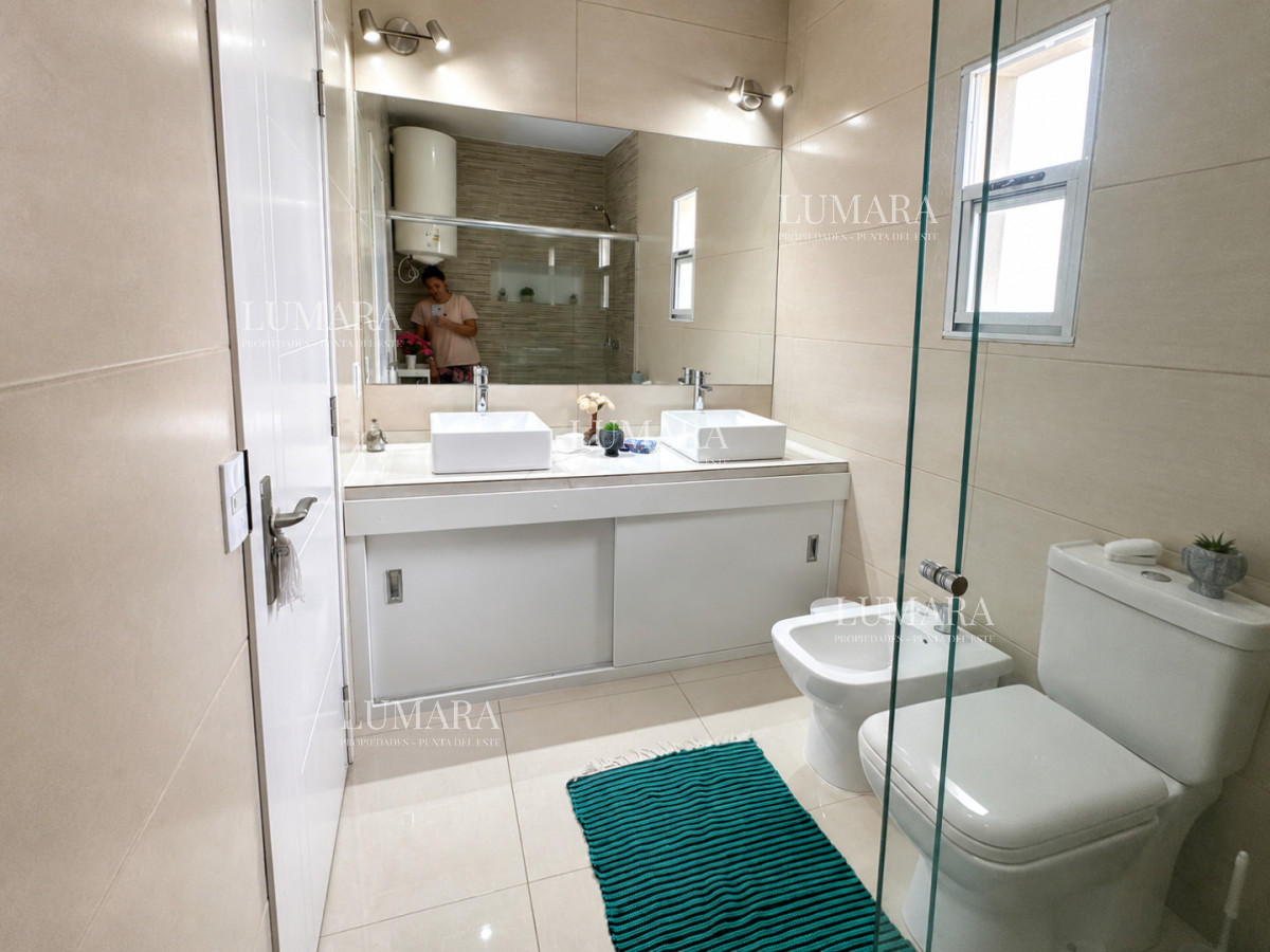 Casa ID.3722 - Casa 4 dormitorios alquiler anual Pinares