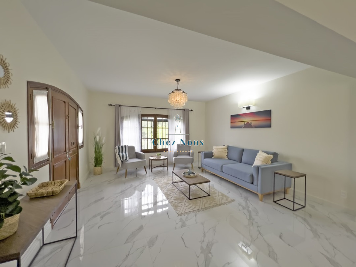 Casa ID.287 - Mansa a metros de la playa