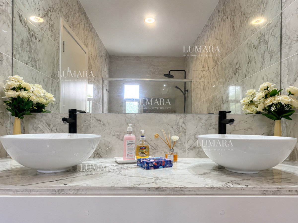 Casa ID.3722 - Casa 4 dormitorios alquiler anual Pinares