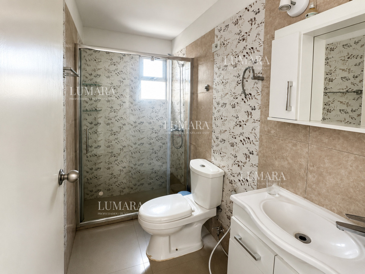 Casa ID.3722 - Casa 4 dormitorios alquiler anual Pinares