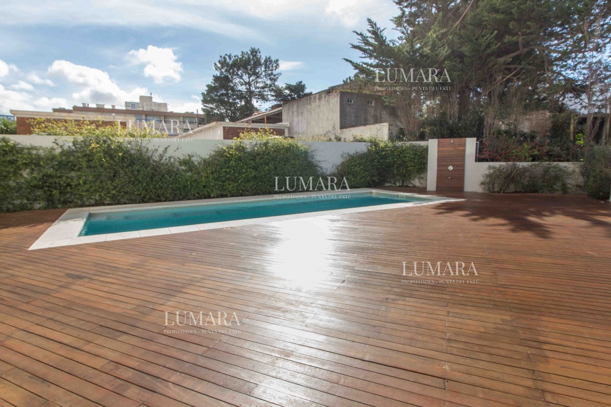 Apartamento ID.2365 - Alquiler temporada 2026 con 2 dormitorios con vista al mar