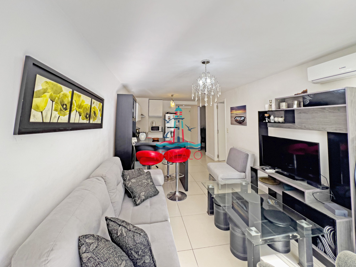 Apartamento ID.86 - Apartamento en venta de 1 dormitorio y medio Punta del Este