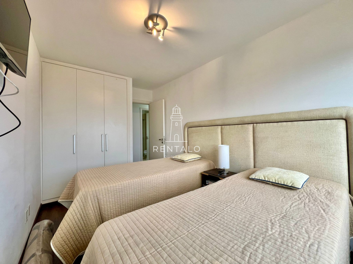 Apartamento ID.934 - Apartamento en venta 2 dormitorios con vista al mar en punta del este