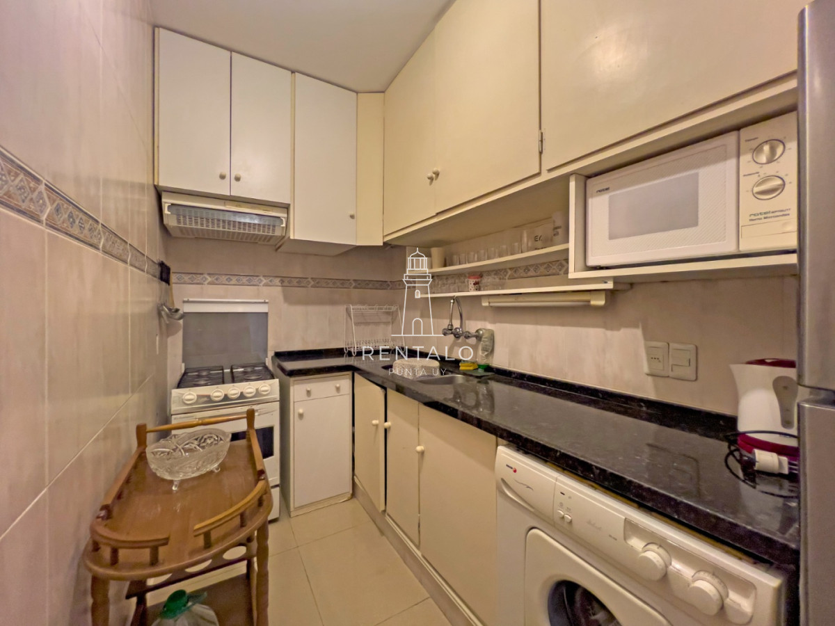 Apartamento ID.1027 - Apartamento en venta primera linea de playa mansa