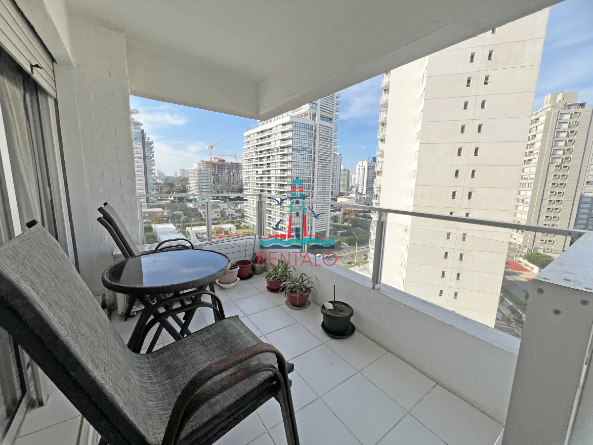 Apartamento ID.179 - Apartamento en Venta 1 y dormitorio y medio en Punta del Este